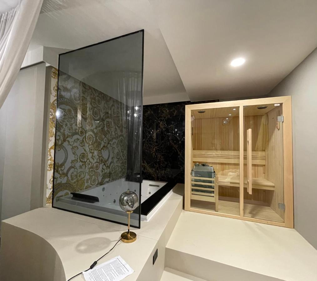 Versace Luxury Room Корлеоне Экстерьер фото